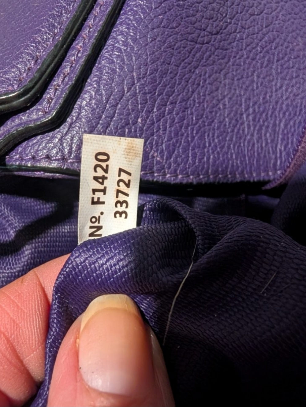 Edie 33727 Horse Carriage Logo Embossed Shoulder Tote Bag Purse Purple Violet - Picture 7 of 14
